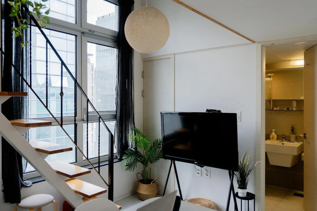 Modern Gangnam Skyview Loft Seoul, Samsung Station Apartment South Korea